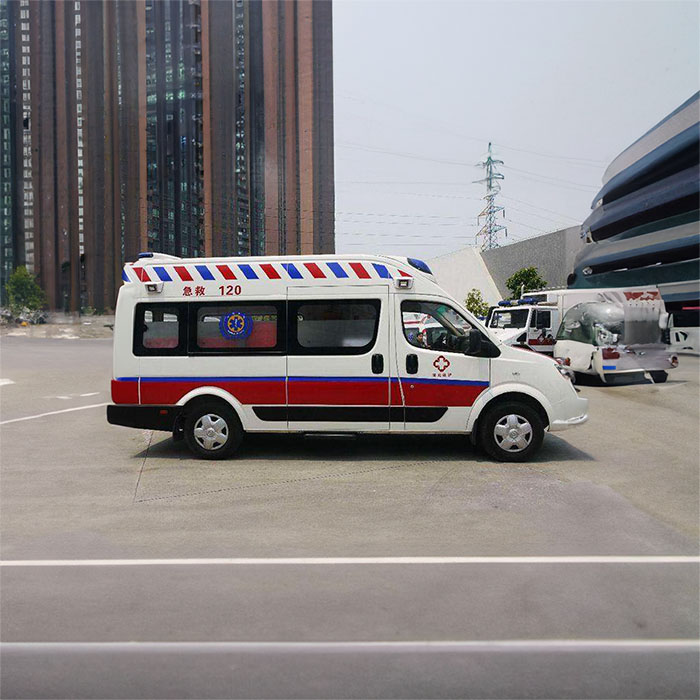 资阳高铁病患救护车转运案例